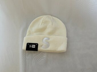 Supreme New Era S Logo zimná čapica - 2