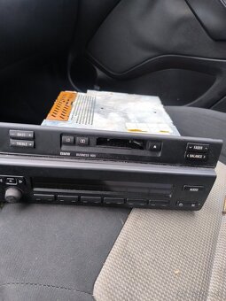 Predám rádio do BMW e39 - 2