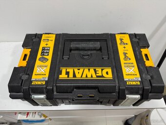 Kufor dewalt - 2