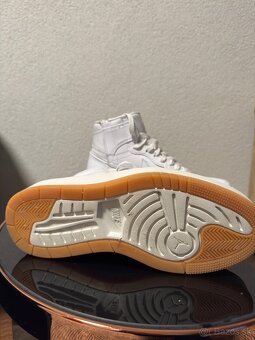 Nike Air Jordan - 2
