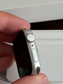 Apple Watch SE 2 40mm Nepoužívané 100% batéria Silver - 2