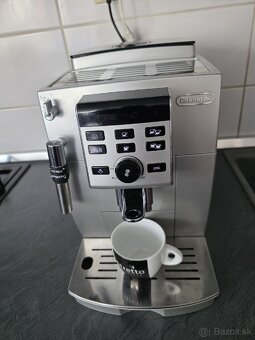Kavovar Delonghi - 2
