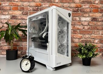 Ryzen 9 7950X3D\32GB\RX 7900XTX\SSD\1000W Zdroj - 2