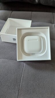 Apple AirPods 4 - 2