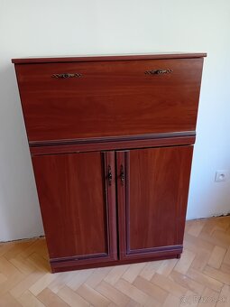 Lacno predam obyvackove skrine - 2