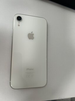 Predám IPhone XR 64Gb - 2