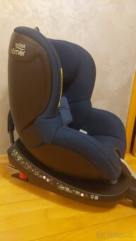 Autosedacka Britax Römer Dualfix 2R - 2