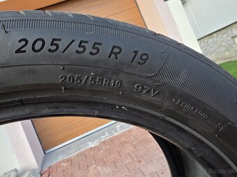 Michelin 205/55 R19 - 2