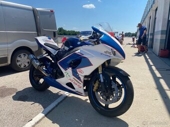Suzuki GSX-R 600 K4 - 2