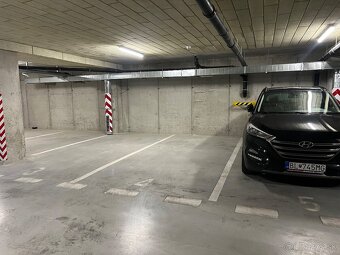 Garážové miesto na prenájom – Rovinka (Sunny Home) - 2