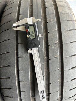 245/40 R19 Good Year letne 2 kusy - 2