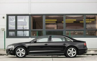 AUDI   A  8 LONG - 2