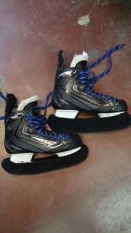 Predám korčule CCM - 2