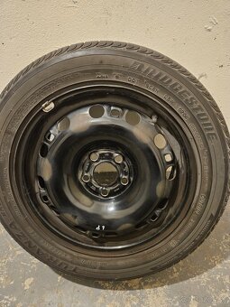 Predam letne pneu. - 2