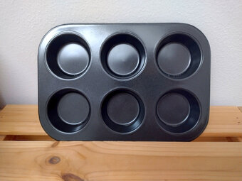 2x nove plechy pekace - 2