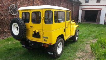 Toyota Land Cruiser bj42 - 2