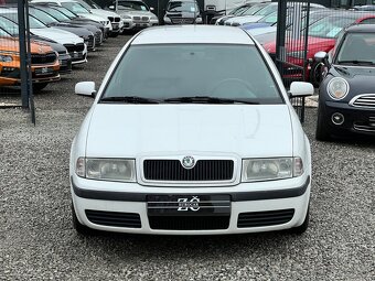 Škoda octavia 1.6 GLX A/T - 2