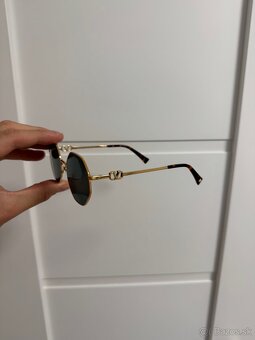 Valentino VA2043 Sunglasses - 2