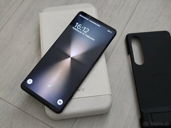 Vymenim predam najnovsi SONY 1 VI kupeny v Alze - 2