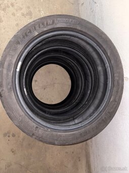 MICHELIN 225/45R17 - 2