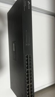 TP Link Switch TL-SG1024 - 2