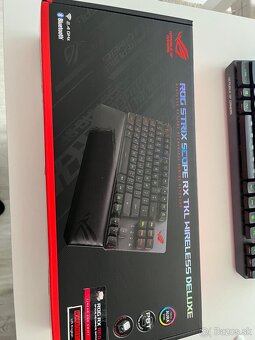 Herná bezdrôtová mechanická klávesnica Asus - 2