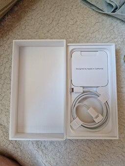 iPhone SE (2020) 128GB - 2