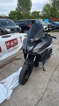 Aprilia SR GT 125 r.v. 2025 - 2