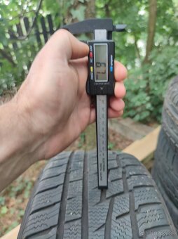 Zimne Matador SibirSnow MP92, 225/40/R18, 2ks,6,7mm,DOT:4618 - 2