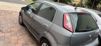 FIAT PUNTO1.4 Benzín 2014, 97000km - 2