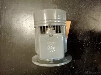 Predám elektrický motor 1,1kW - 2