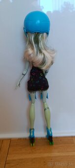 Monster High Frankie Stein Skultimate Roller Maze - 2