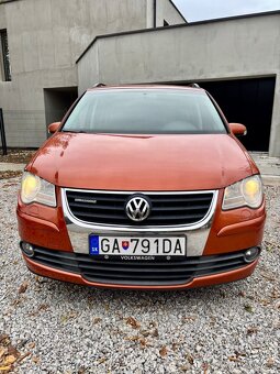 Volkswagen Touran 1.9 TDi, 2009, 7 miestny - 2