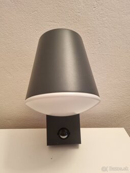 Vonkajšie nástenné svietidlo - 2