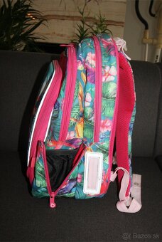 Predám veľmi ľahkú 880g školskú tašku TOPGAL - 2
