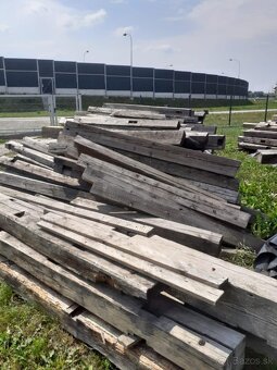 Dubove Smrekove Hranoly - 2