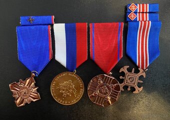 Medaile, odznaky - 2