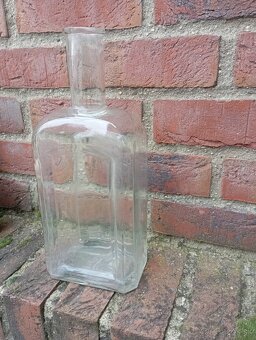 Predám peknú fľašu - 2