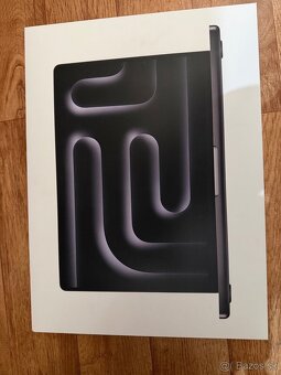 MacBook Pro M5 14”  - TOP stav - 2