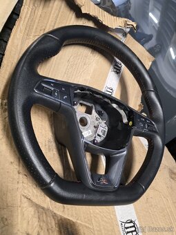 Seat FR volant - 2