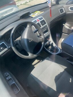 Peugeot 307 1.6i - 2