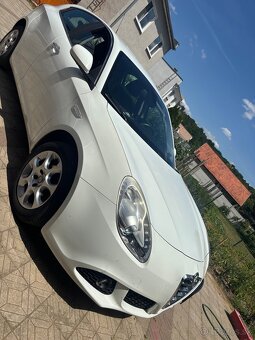Alfa Romeo Giulietta - 2