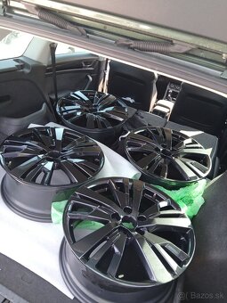 Elektróny 5x108 r18 et49 Peugeot - 2