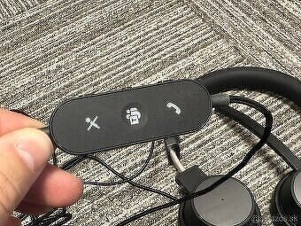 Sluchátka Lenovo Go Wired ANC Headset - 2