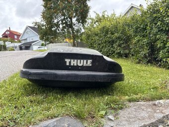 Velkokapacitny stresny box Thule Spirit 820 cierny - 2