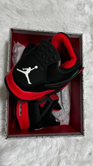 Predám tenisky jordan 4 nové Nike red nové 44 veľkosť - 2
