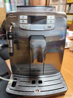 Kávovar Saeco intelia - 2