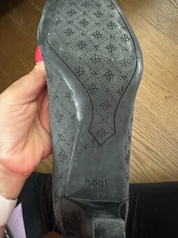 Hogl lodicky cierne v.4 - 2