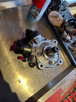 2.0tdi Rail čerpadlo Bosch 0 986 437 433 - 2