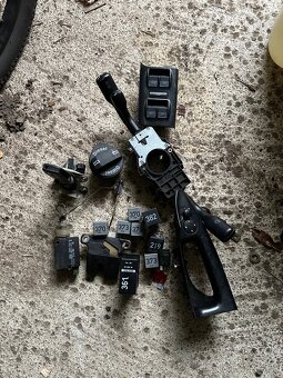 Náhradné diely Audi A4 - 2